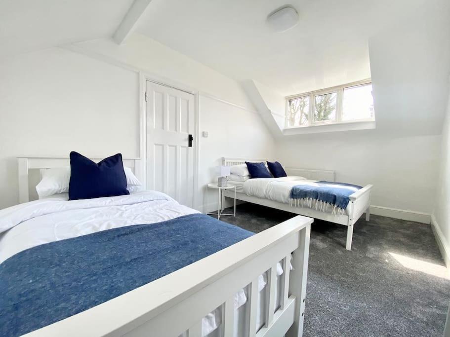 Charming Seaside Cottage In Leigh-On-Sea Southend-on-Sea Exterior photo